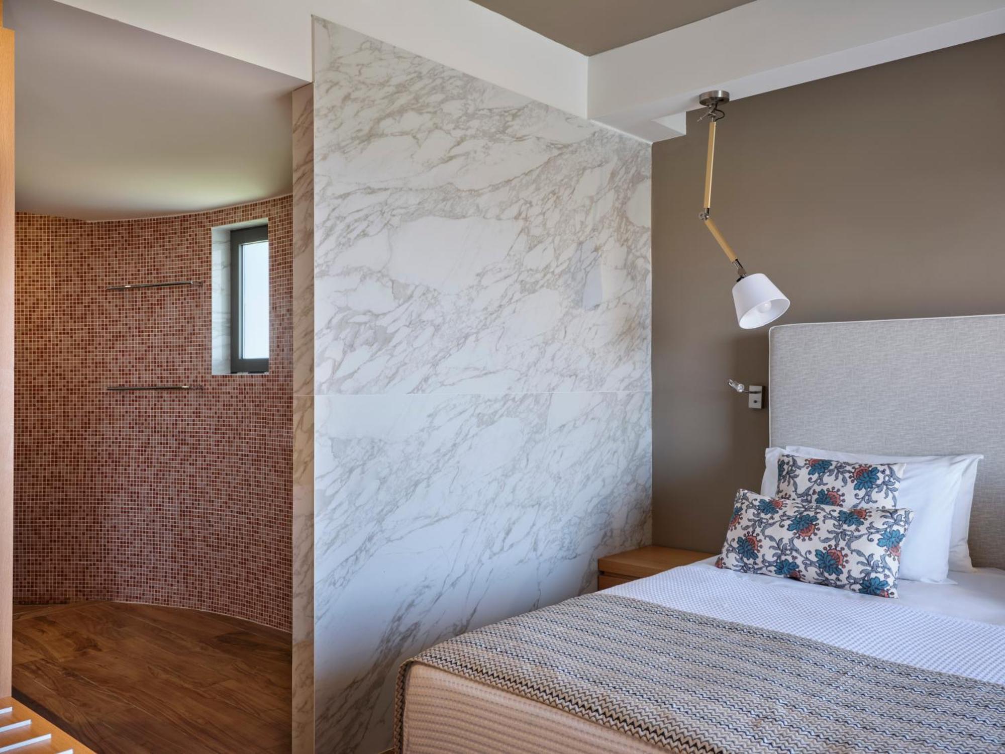 Hotel Atlantica Mikri Poli Rhodes 4*